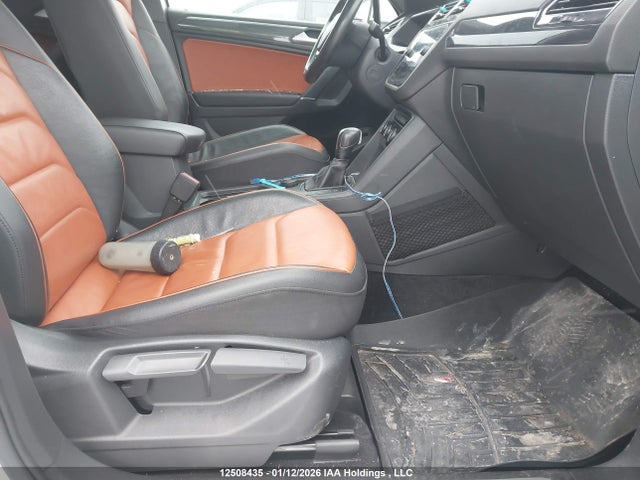 Продажа на аукционе авто 2020 Volkswagen Tiguan Highline, vin: 3VV4B7AX8LM121474, номер лота: 12508435