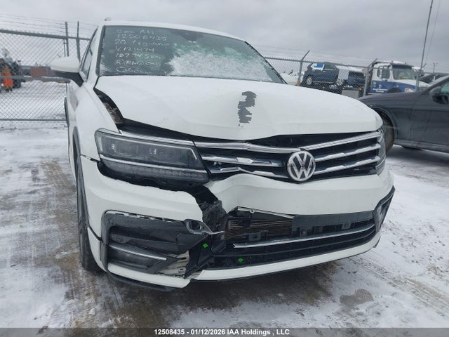 Продажа на аукционе авто 2020 Volkswagen Tiguan Highline, vin: 3VV4B7AX8LM121474, номер лота: 12508435