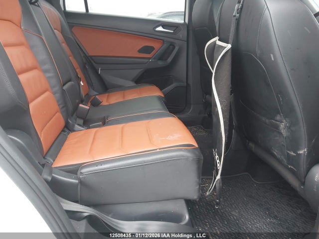 Продажа на аукционе авто 2020 Volkswagen Tiguan Highline, vin: 3VV4B7AX8LM121474, номер лота: 12508435