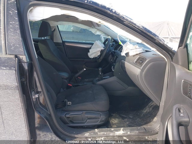 3VWB07AJ6FM227897 Volkswagen Jetta 1.8 Tsi Comfortline/1.8 Tsi Trendline+