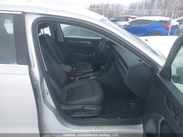 Продаж на аукціоні авто 2021 Volkswagen Passat Highline, vin: 1VWBA7A3XMC012696, номер лоту: 12508488
