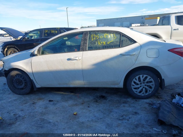 2T1BURHE0HC877428 Toyota COROLLA LE