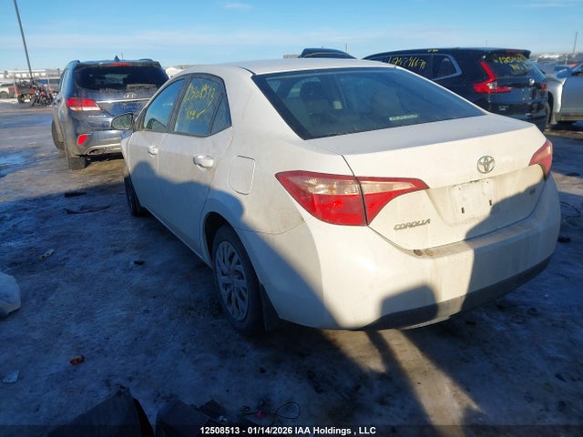 2T1BURHE0HC877428 Toyota COROLLA LE