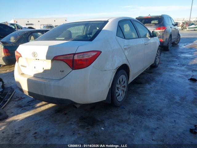 2T1BURHE0HC877428 Toyota COROLLA LE