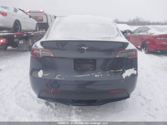 7SAYGAEE8PF645437 Tesla Model Y