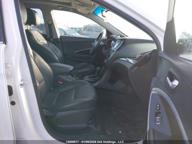 5XYZUDLA1HG392936 Hyundai Santa Fe Sport 2.0t Se