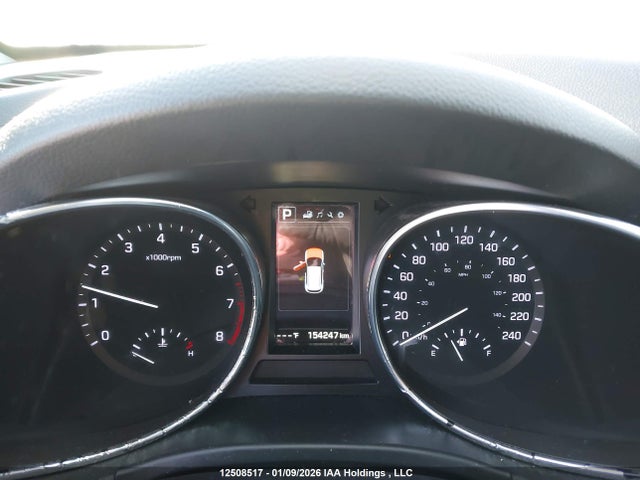 5XYZUDLA1HG392936 Hyundai Santa Fe Sport 2.0t Se