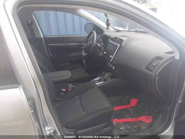 JA4AJVAW5MU606906 Mitsubishi RVR