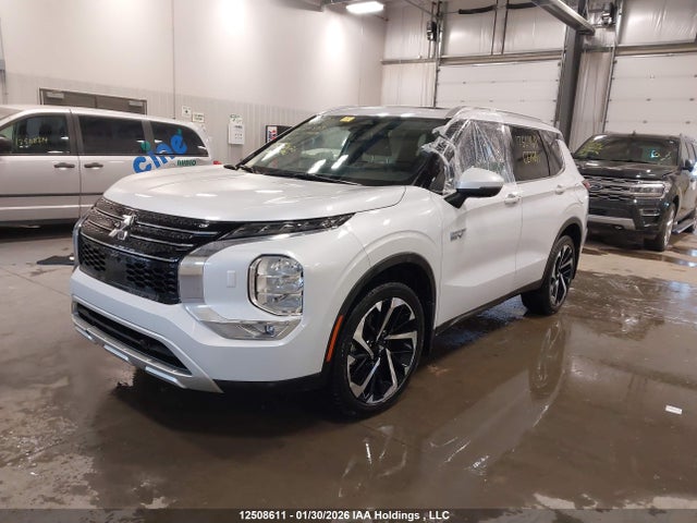 JA4T5VA95RZ624503 Mitsubishi Outlander