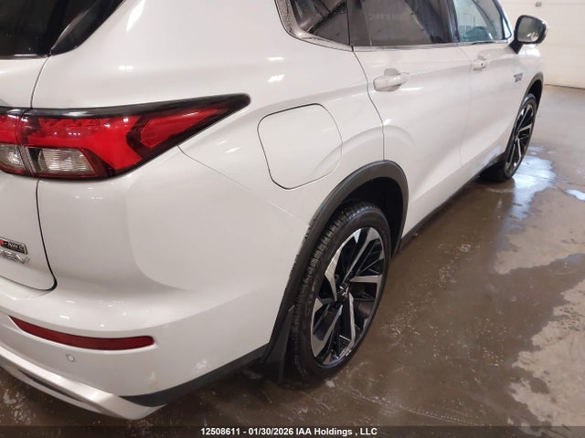 JA4T5VA95RZ624503 Mitsubishi Outlander