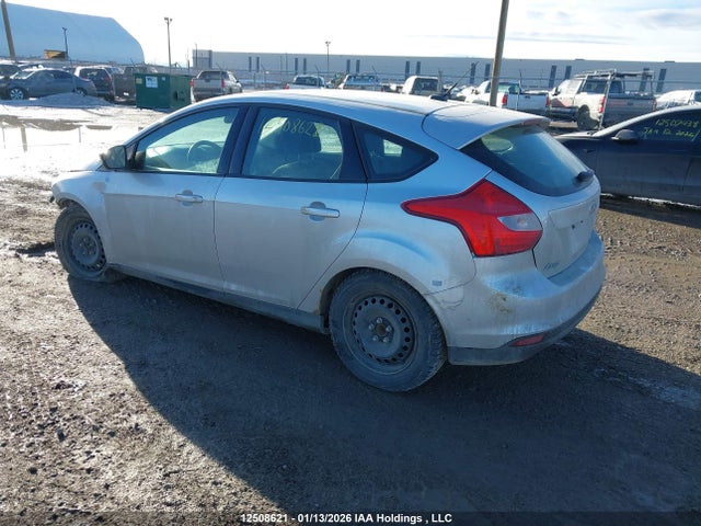 1FADP3K28EL261319 Ford FOCUS SE