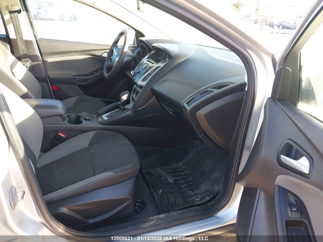 1FADP3K28EL261319 Ford FOCUS SE