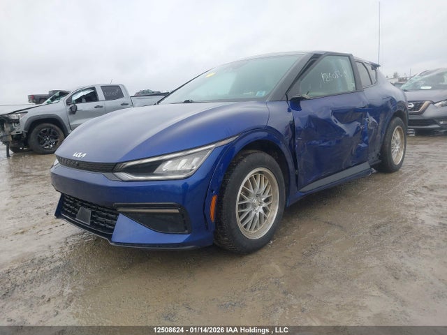 KIA Ev6 Gt Line 2022 KNDC4DLC7N5066957 Image 2