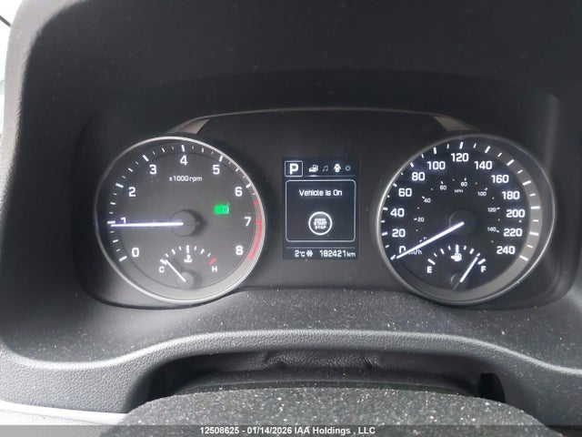 KMHD84LFXHU267700 Hyundai Elantra Gls