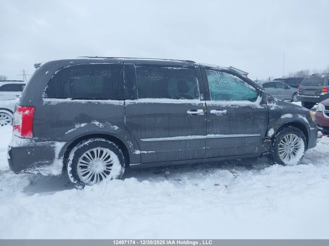 2C4RC1CGXGR263819 Chrysler Town &amp; Country Touring