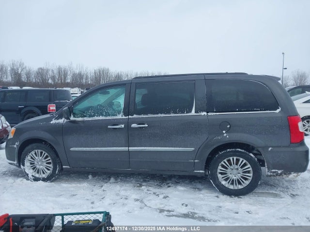 2C4RC1CGXGR263819 Chrysler Town &amp; Country Touring
