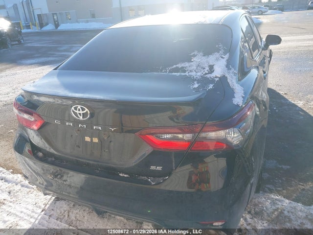 4T1G11AK8MU477402 Toyota CAMRY SE