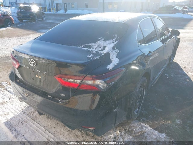 4T1G11AK8MU477402 Toyota CAMRY SE