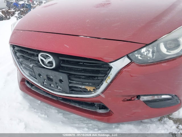3MZBN1U79JM256480 Mazda Mazda3 Gx
