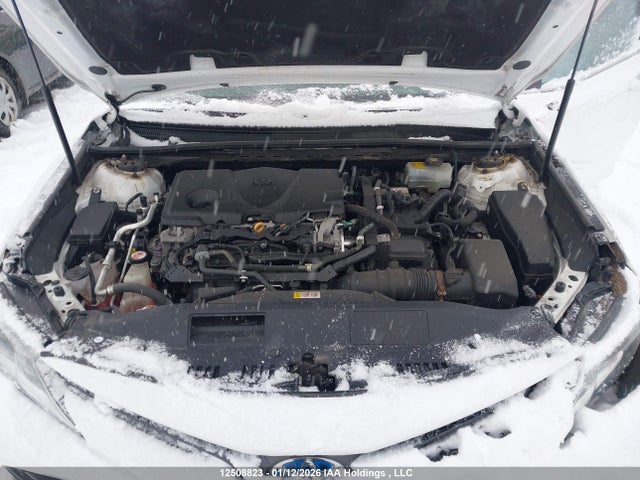 4T1B31HK0JU004132 Toyota Camry Hybrid Le