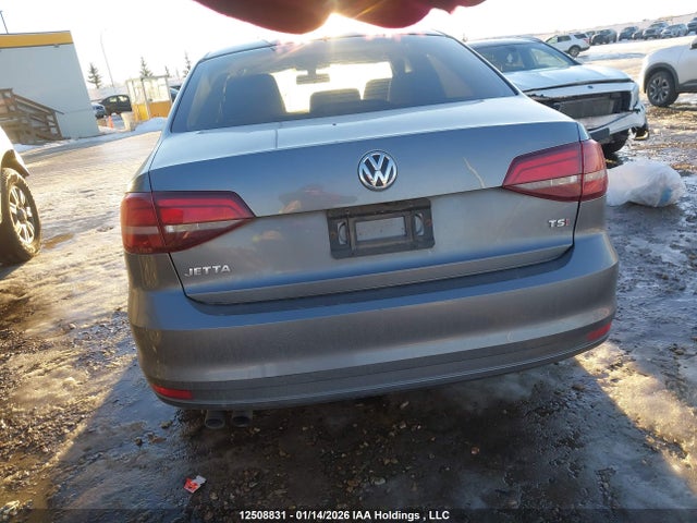 3VWL17AJ1HM325417 Volkswagen Jetta