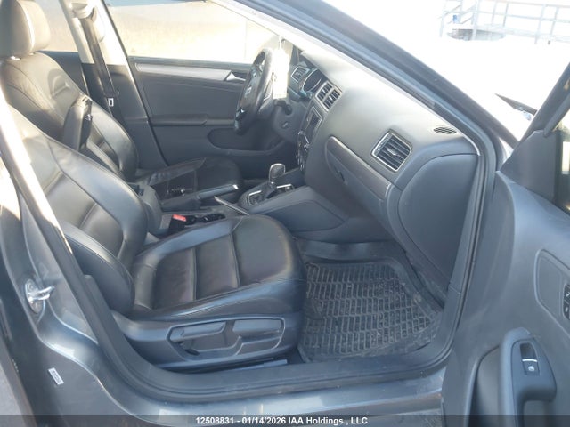 3VWL17AJ1HM325417 Volkswagen Jetta