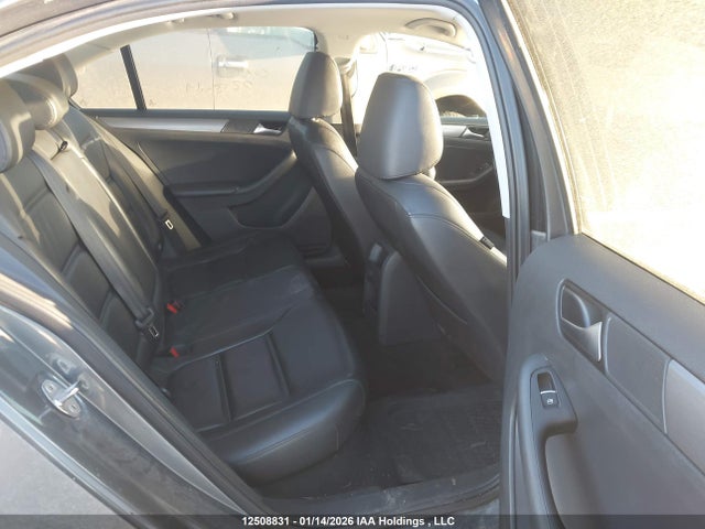 3VWL17AJ1HM325417 Volkswagen Jetta