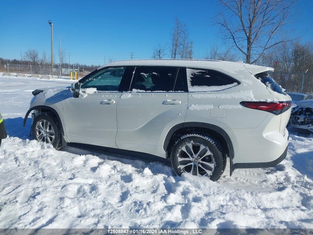 5TDGZRBH7MS527967 Toyota Highlander
