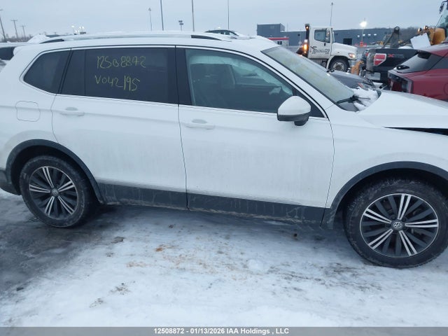 3VV4B7AX1MM042195 Volkswagen Tiguan Sel Premium R-line