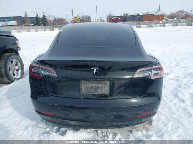 5YJ3E1EA8PF396454 Tesla MODEL 3