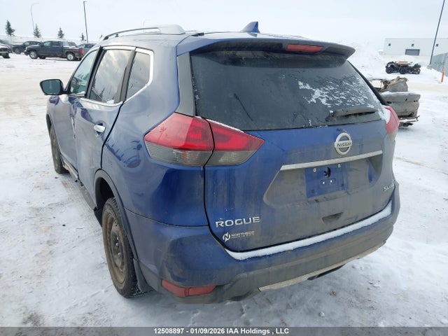 5N1AT2MV7JC741951 Nissan Rogue Sv/sl