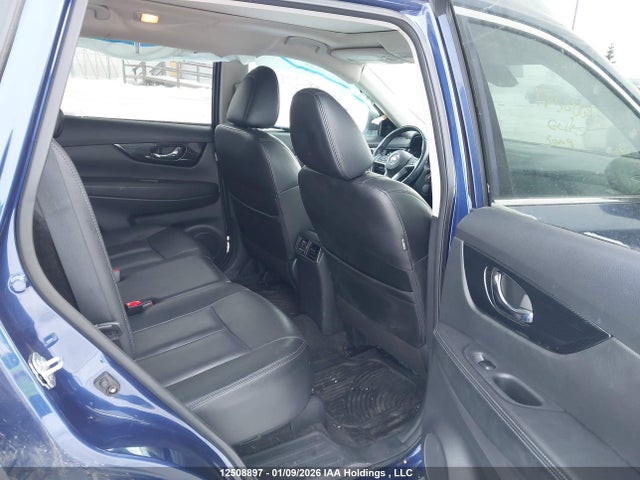 5N1AT2MV7JC741951 Nissan Rogue Sv/sl