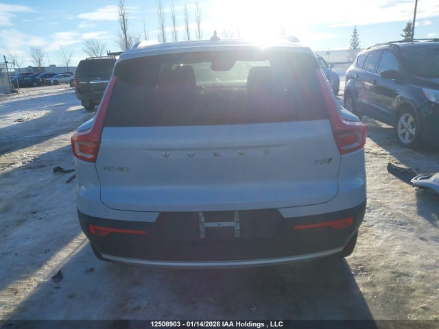 YV4162UK0L2221193 Volvo Xc40 T5 Momentum