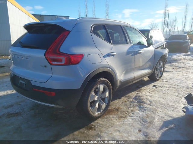 YV4162UK0L2221193 Volvo Xc40 T5 Momentum