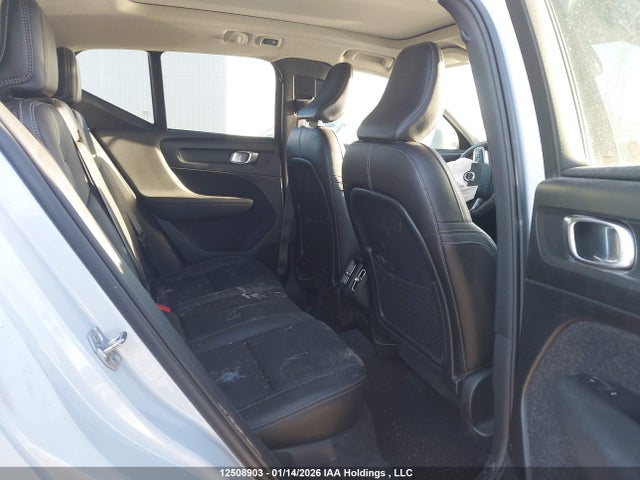 YV4162UK0L2221193 Volvo Xc40 T5 Momentum
