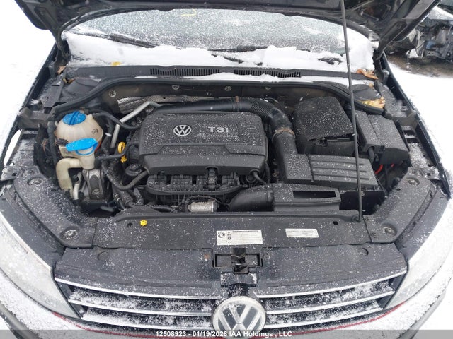 3VWG07AJ1FM338895 Volkswagen JETTA SEL