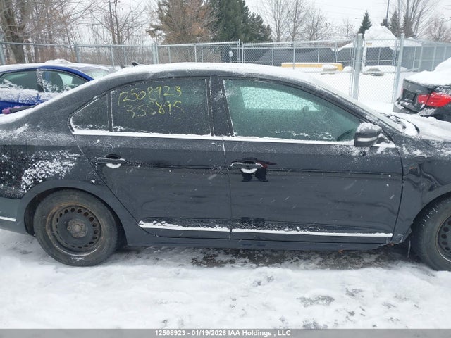 3VWG07AJ1FM338895 Volkswagen JETTA SEL