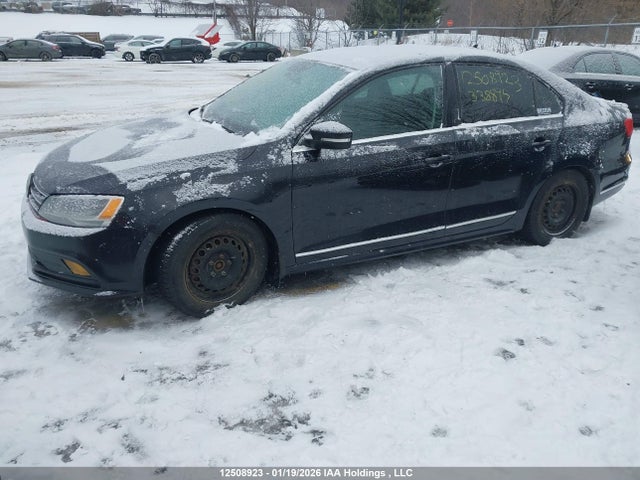 3VWG07AJ1FM338895 Volkswagen JETTA SEL