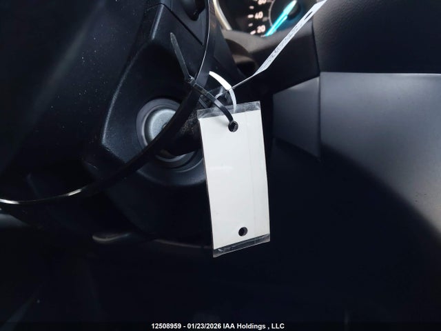 1FMCU9HD0JUC92445 Ford ESCAPE SEL