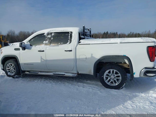 1GTU9AEF4MZ323382 GMC Sierra K1500