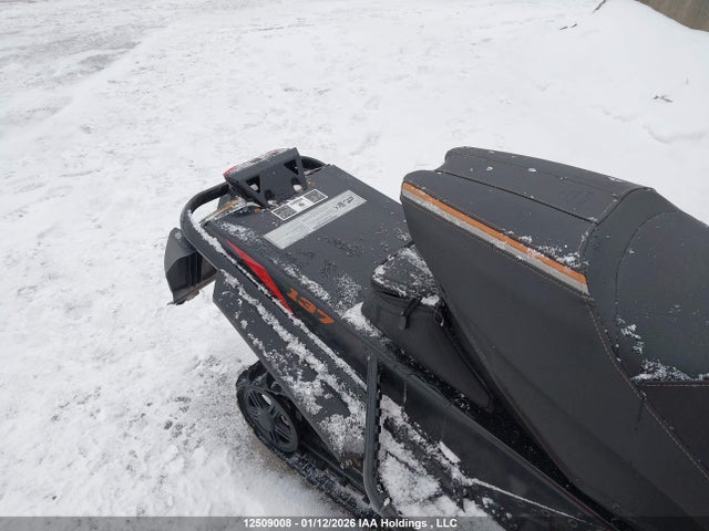 4UF18SNW3JT103475 Arctic Cat Snowmobile