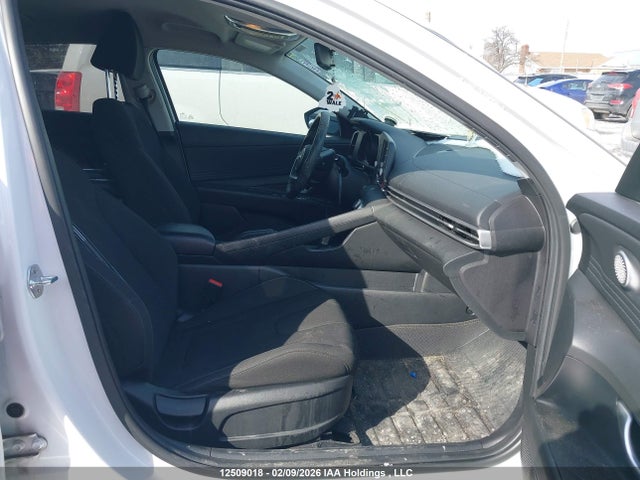 Продаж на аукціоні авто 2022 Hyundai Elantra Sel, vin: KMHLM4AG3NU323538, номер лоту: 12509018