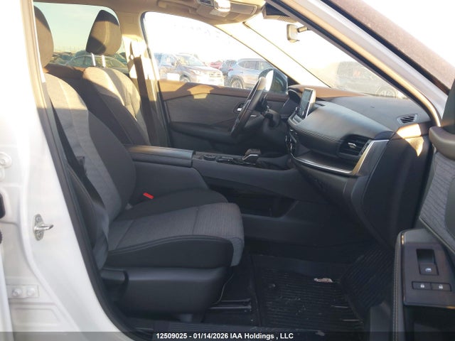 JN8BT3BB0PW198610 Nissan Rogue Sv Midnight Edition/sv Moonroof