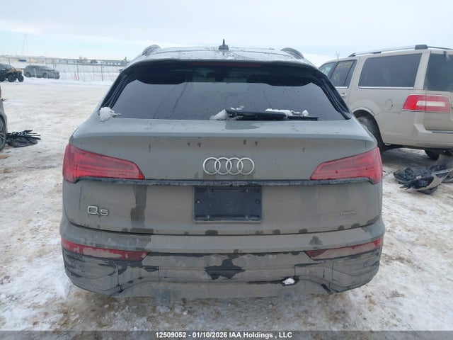 WA16AAFY4M2096844 Audi Q5 Sportback Prestige