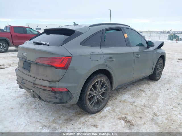 WA16AAFY4M2096844 Audi Q5 Sportback Prestige