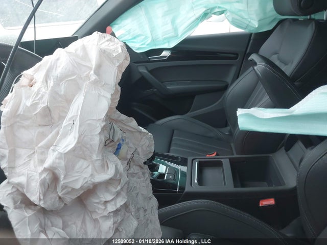 WA16AAFY4M2096844 Audi Q5 Sportback Prestige