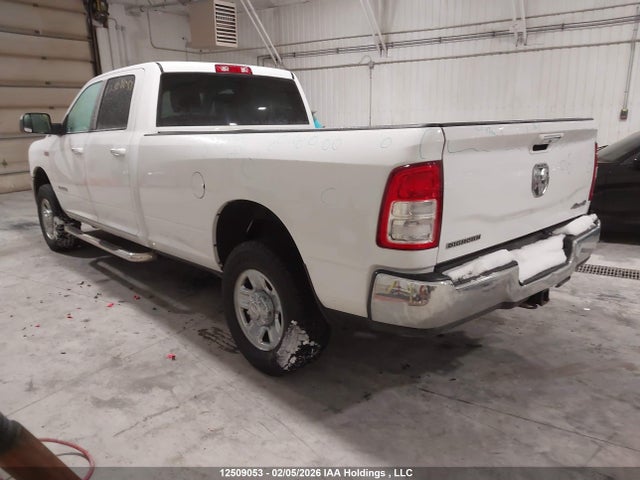 3C63R3HJ9KG582204 RAM 3500 Big Horn