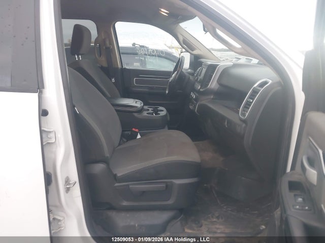 3C63R3HJ9KG582204 RAM 3500 Big Horn