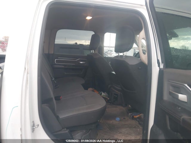 3C63R3HJ9KG582204 RAM 3500 Big Horn