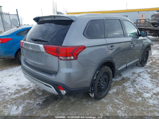 Mitsubishi Outlander Es 2020 JA4AZ2A36LZ614446 Image 4